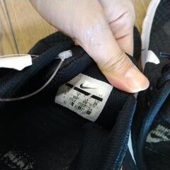 リユースのサカイ東金店 NIKE エアマックスアクシス 26cm TJ13933の画像