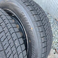 スタッドレスタイヤ155/65R15 4本セットの画像