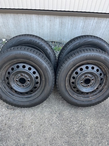 スタッドレスタイヤ155/65R15 4本セット