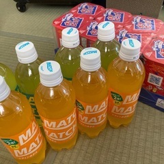 🉐ジュース　お菓子です！の画像
