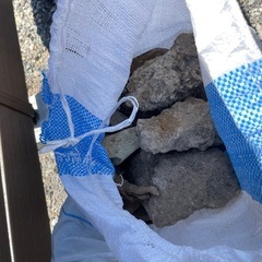 残土 土 砂利 石 瓦礫の画像