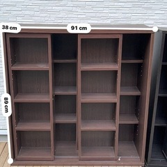 スライド式本棚の画像