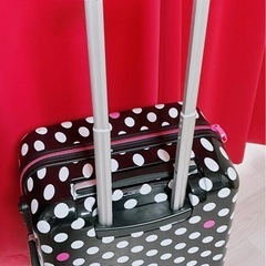 【お取引中】キャリーケース　水玉　軽量！キャリースムーズの画像