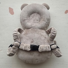 ごっつん防止ヘッドガードクッション　クマの画像