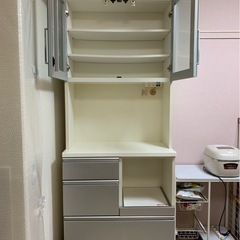 ニトリ食器棚　差し上げますの画像