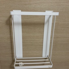 山崎産業towerシリーズ、マグネット式お風呂の蓋ホルダーの画像