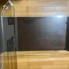 ガラステーブルの画像