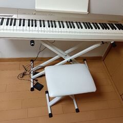 電子ピアノ　CASIO PX160の画像