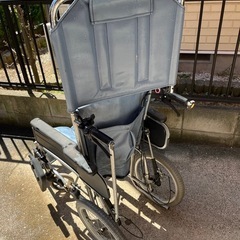 車椅子の画像