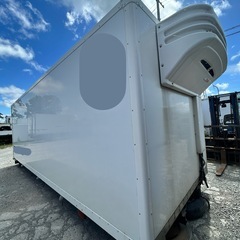 Y22. 【希少 シャッタータイプ】 シマ鋼鈑 4トン保冷コンテナ 幅241ｃｍ長さ706ｃｍ高さ234ｃｍ コンテナ 物置 倉庫 格安運送　江別市発の画像