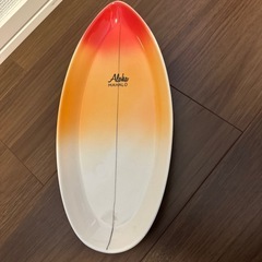 お皿　　サーフボード型の画像