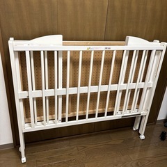 ベビーベッド 折りたたみ可能 キャスター付きの画像