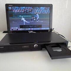 SHARP 2013年製　 BDレコーダー BD-W520 動作確認ＢＤドライブ難ありの画像