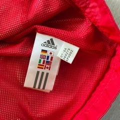 A.C. Milan adidas ピステ・ウィンドブレーカーの画像