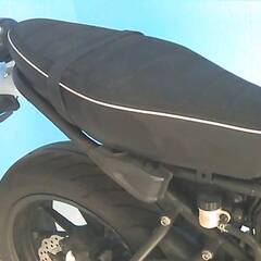 YAMAHA XSR700A 赤 車検残R9/3月 エンジン始動確認 名変で乗れます 半額配送キャンペーン 現状渡し諸経費￥0- 横浜 P-Yardの画像