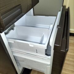 三菱 冷蔵庫 木目調デザイン（希少カラー）美品の画像