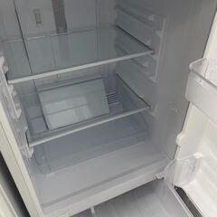 リサイクルショップどりーむ荒田店　No4396 冷蔵庫　シャープ　２０１８年製　１３７L　シャープの定番人気モデル♪の画像