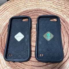 iFaceスマホカバー iPhone SE2用　２つセット（ズートピアと黒）の画像