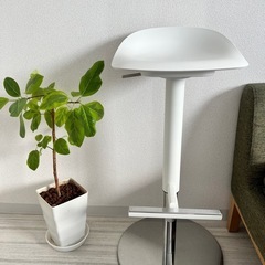 IKEA カウンターチェア(JANINGE ヤニンゲ)の画像