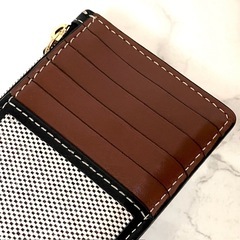 【未使用級】BURBERRY バーバリー フラグメントケース ホースフェリー の画像