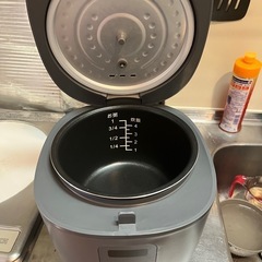 炊飯器の画像