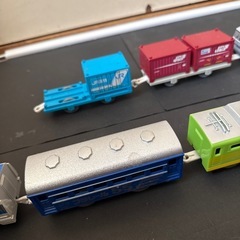 プラレール列車2両の画像