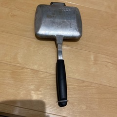 アサヒ軽金属　ホットサンドメーカー
　　の画像
