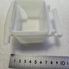 No.29【4個セット】小鳥用　餌いれ　新品の画像