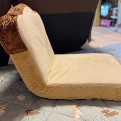 食パン座椅子の画像