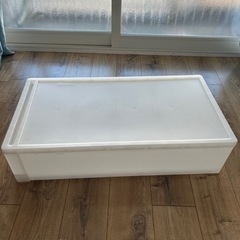 衣装ケースの画像