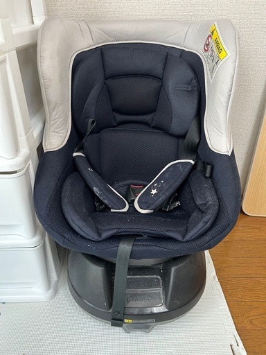 チャイルドシート コンビ　