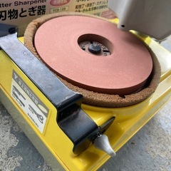 卓上刃物とぎ器　山善　刃物とぎ　砥石の画像