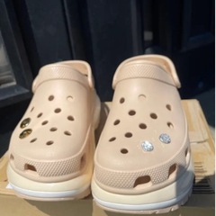 【新品】クロックス　（crocs）　メガ クラッシュ クロッグ　サンダル　25cm 7-9の画像