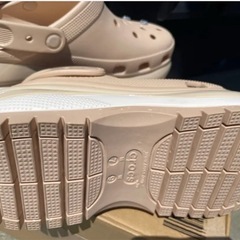 【新品】クロックス　（crocs）　メガ クラッシュ クロッグ　サンダル　25cm 7-9の画像