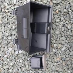 スズキ　パレットの灰皿とグローブボックスの画像