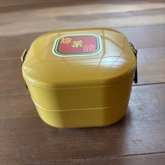 お弁当箱の画像