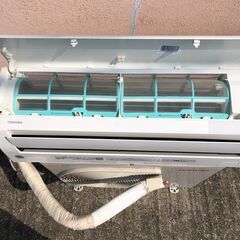 エアコン　東芝★2022年製★RAS-2211TM　動作未確認ジャンクの画像