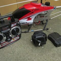 ラジコンヘリコプター　前長＝約８０センチ　現状品の画像