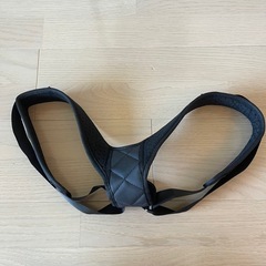 猫背矯正ベルト　姿勢の画像