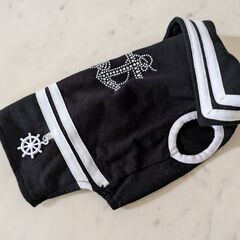 ５．小型犬用　お洋服　スウェット　３着セット　チワワ、ヨーキーサイズの画像