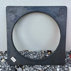 三角コーン×2個、2kg重り×1個の画像