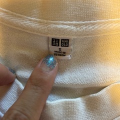 UNIQLO ホワイト Tシャツ Sサイズ ポケット付きの画像