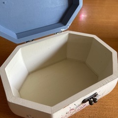 トールペイント小物入れ化粧品メイク　の画像