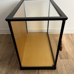 日本人形用ガラスケースの画像