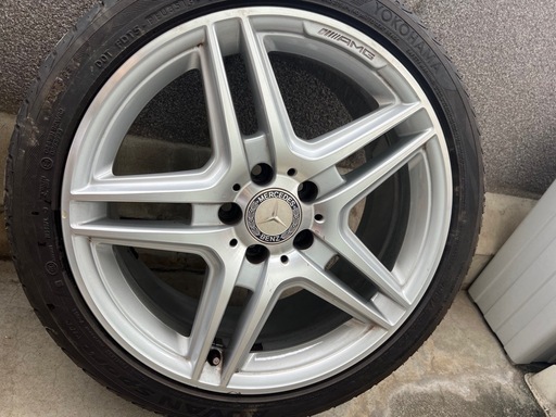 ベンツ(Eクラス？)  AMGホイール＆タイヤ