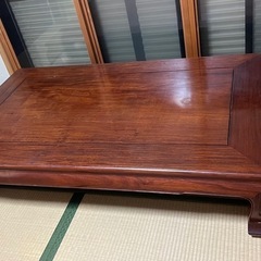 かりん　テーブルの画像