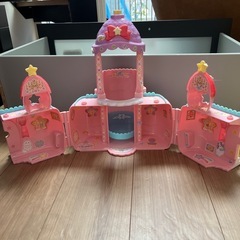 お城のおもちゃ ちぃかわのおうちの画像