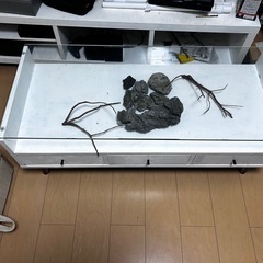 ガラステーブルの画像