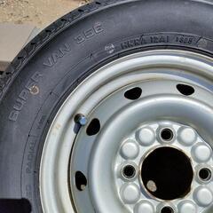 ヨコハマタイヤ Y356 145/80R12 80/78N

の画像