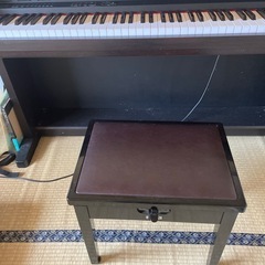 電子ピアノの画像